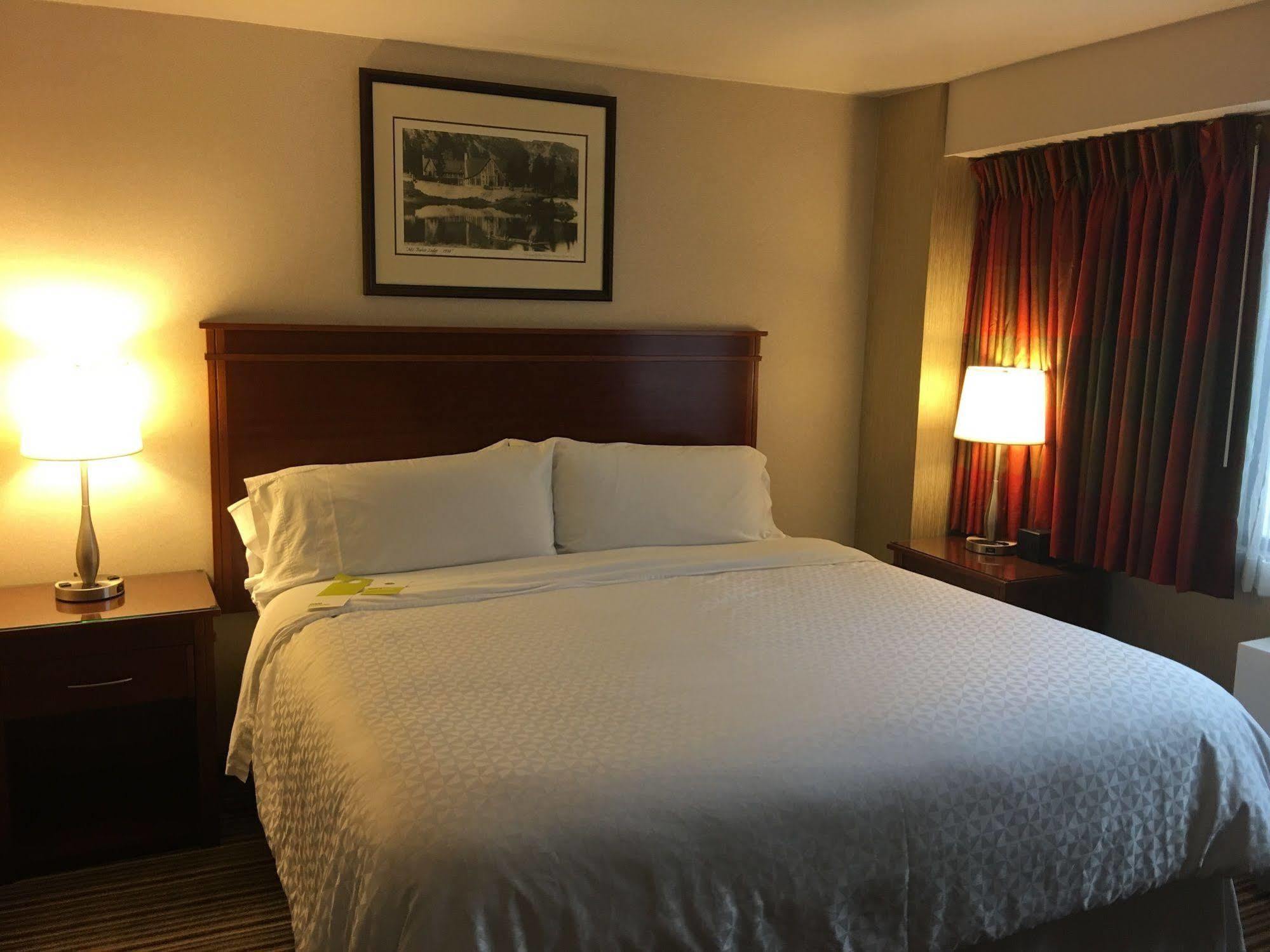 Four Points By Sheraton Bellingham Hotel & Conference Center Zewnętrze zdjęcie