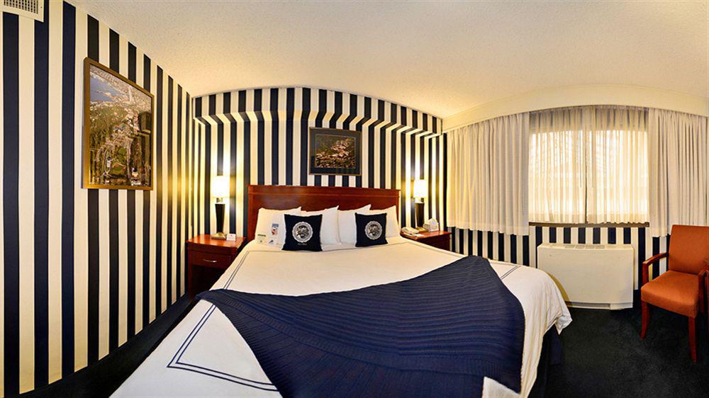 Four Points By Sheraton Bellingham Hotel & Conference Center Zewnętrze zdjęcie